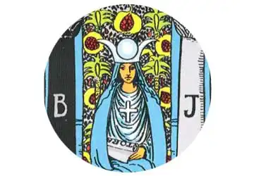 la suma sacerdotisa